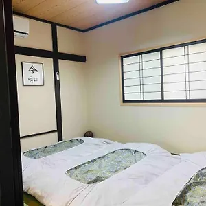 東京民泊 貸し切り一軒家 モダン和風 畳 青砥 上野 プライベート空間 最大8名 東京都